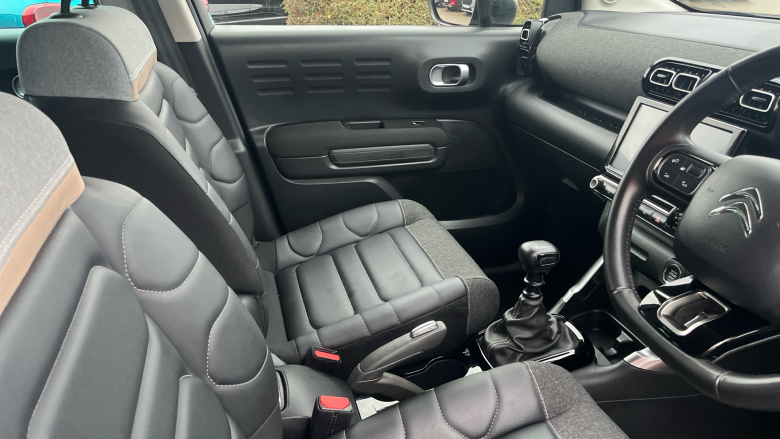 Citroen C3 Aircross 1.2 PureTech 110 Shine Plus 5dr Petrol Hatchback